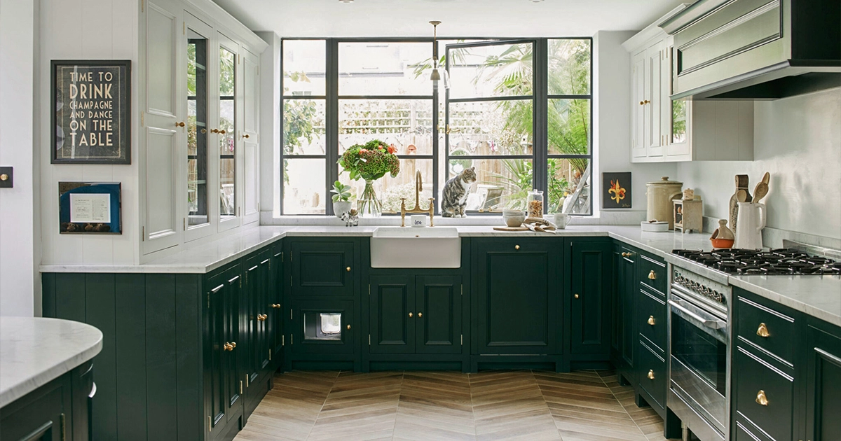 dual toned kitchen designs